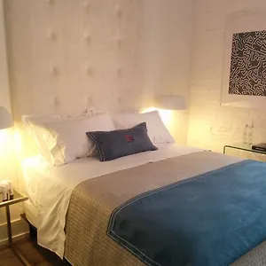 Baystreet Hotel/motel Hotel